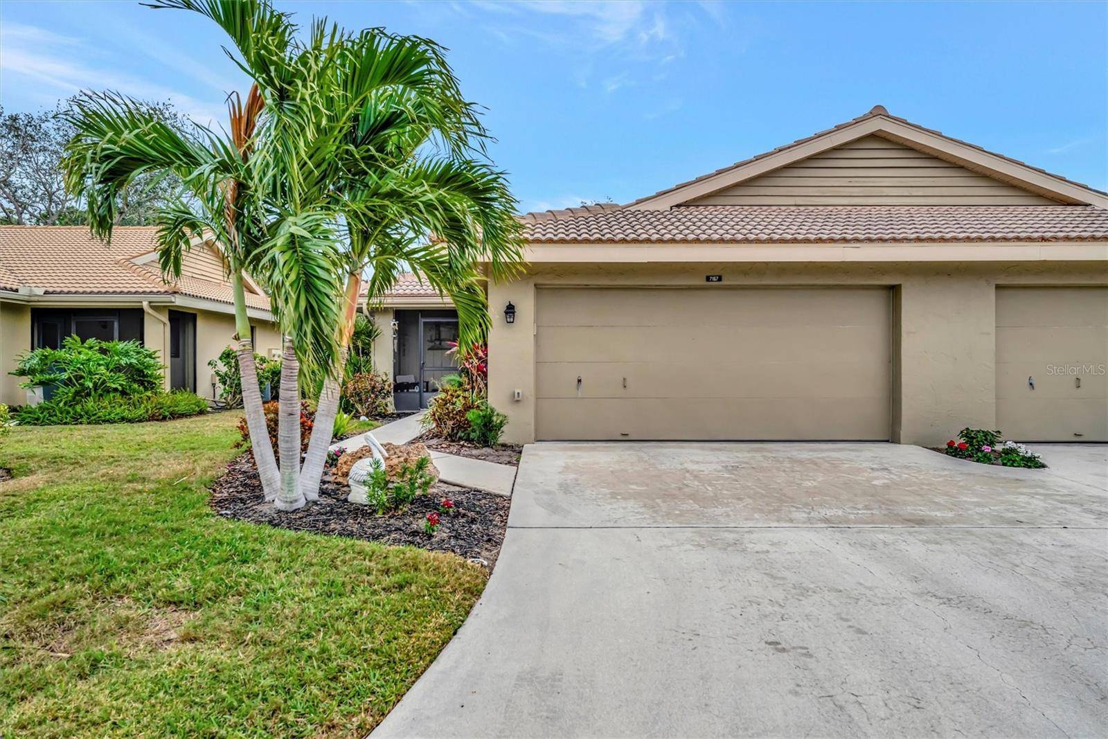 Sarasota, FL 34231,7167 WOOD CREEK DR #3