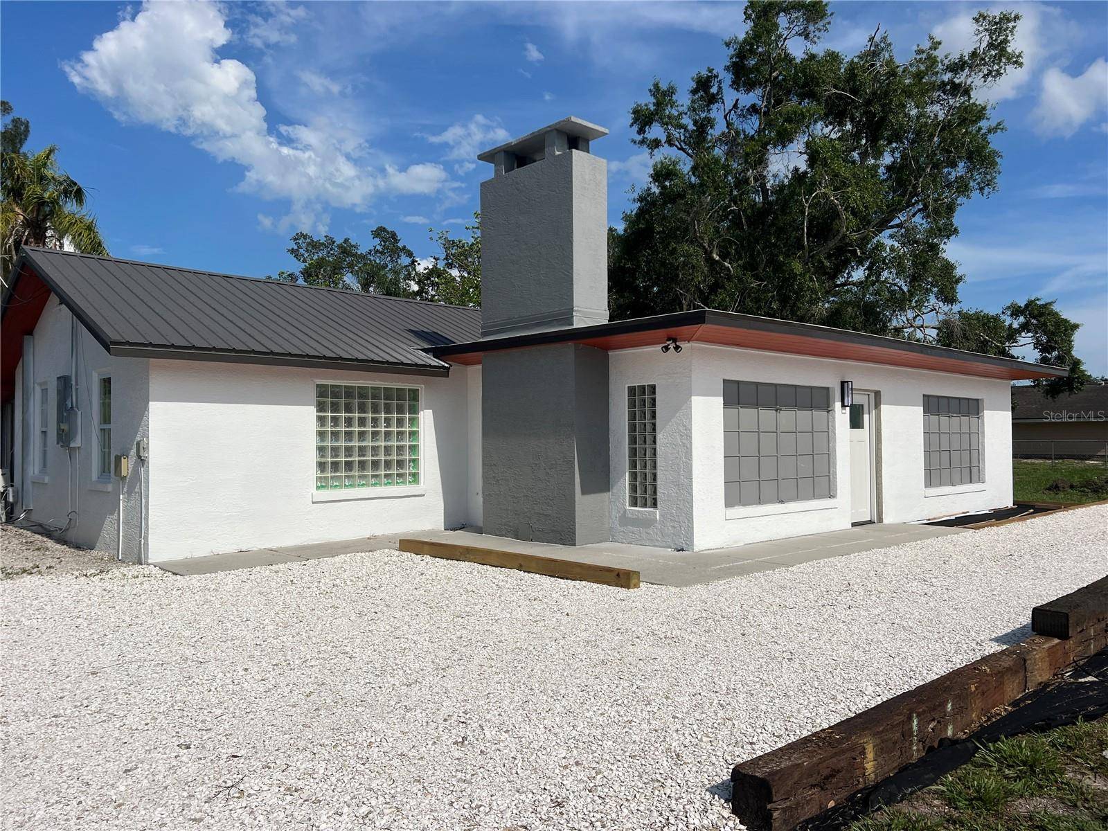 Sarasota, FL 34234,4122 N LOCKWOOD RIDGE RD
