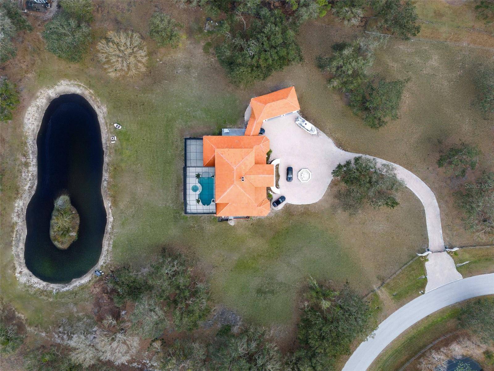 Sarasota, FL 34240,1450 BERN CREEK LOOP