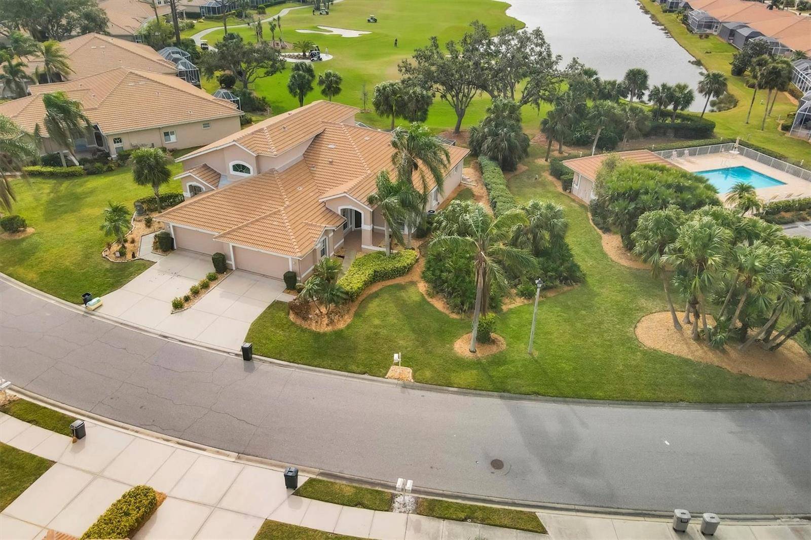 Sarasota, FL 34238,9414 FOREST HILLS CIR