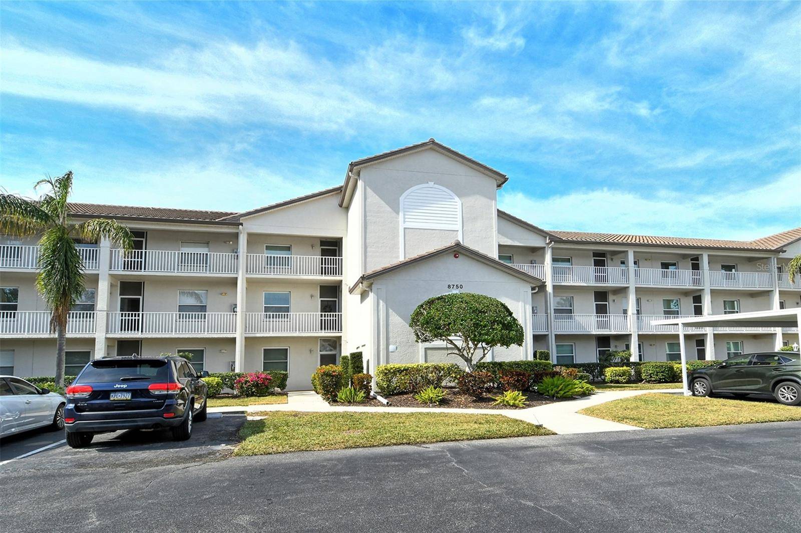 Sarasota, FL 34238,8750 OLDE HICKORY AVE #9205