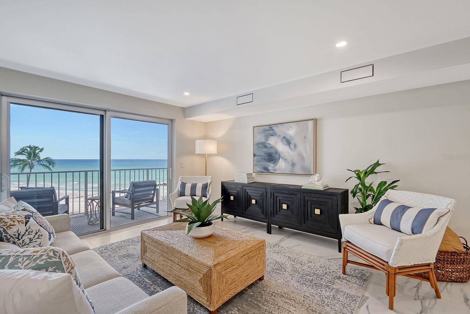 Longboat Key, FL 34228,2301 GULF OF MEXICO DR #52N
