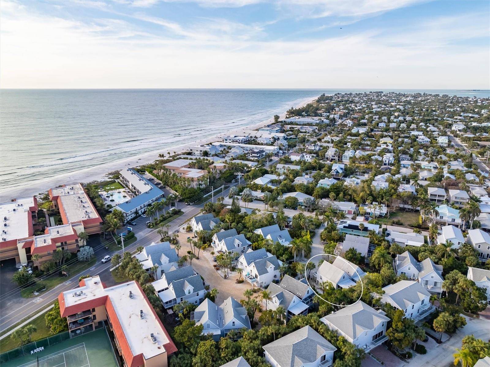 Holmes Beach, FL 34217,235 64TH ST