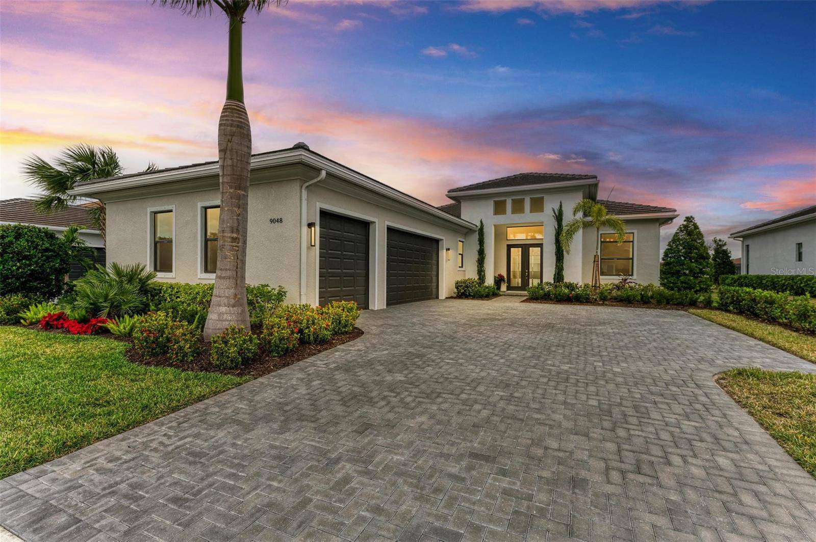 Sarasota, FL 34240,9048 BERNINI PL