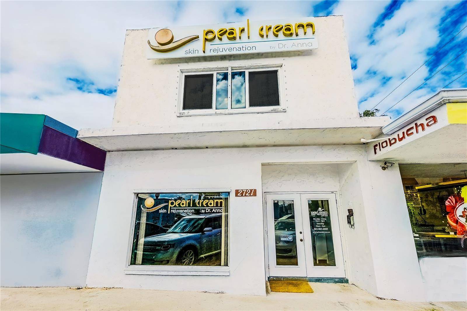 Sarasota, FL 34231,2721 MALL DR #B