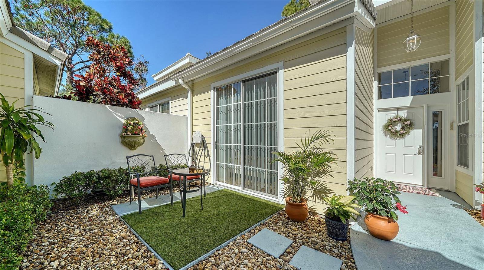University Park, FL 34201,7628 WHITEBRIDGE GLN