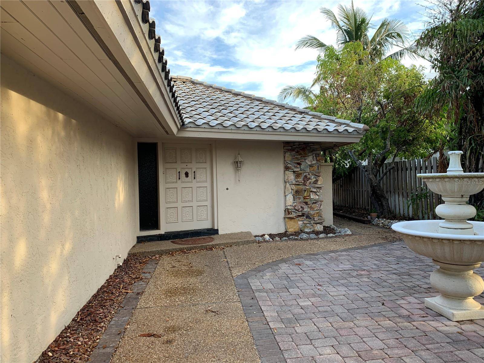 Sarasota, FL 34242,4839 PRIMROSE PATH
