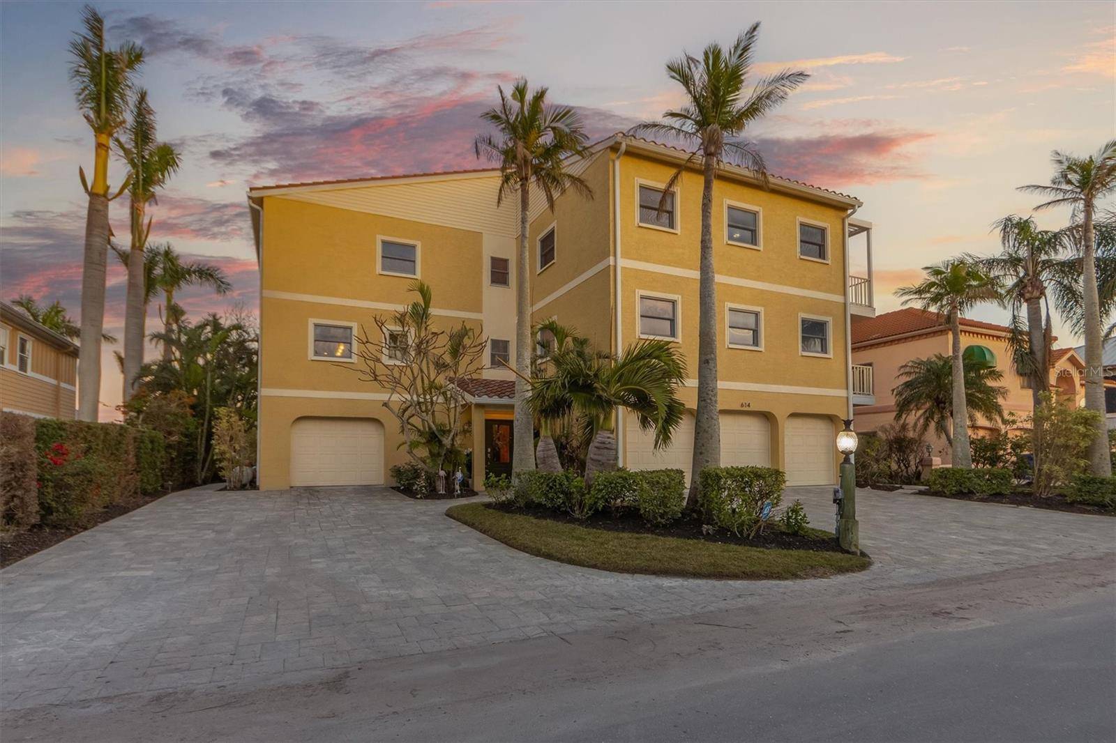 Longboat Key, FL 34228,614 NORTON ST