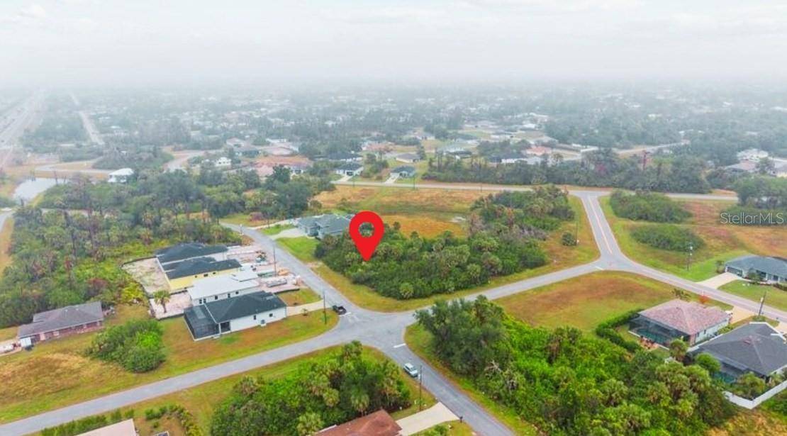 Rotonda West, FL 33947,192 SESAME RD E
