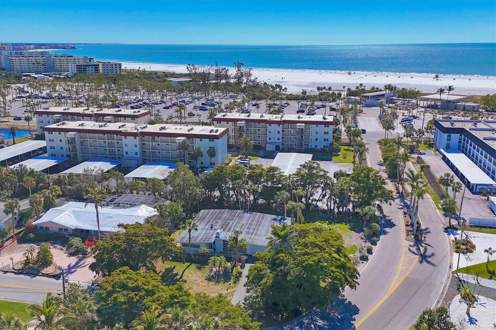 Sarasota, FL 34242,5602 CAPE LEYTE DR
