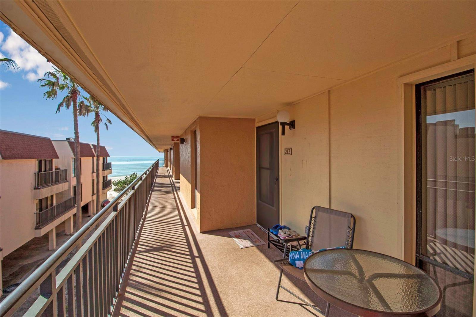 Holmes Beach, FL 34217,6006 GULF DR #213