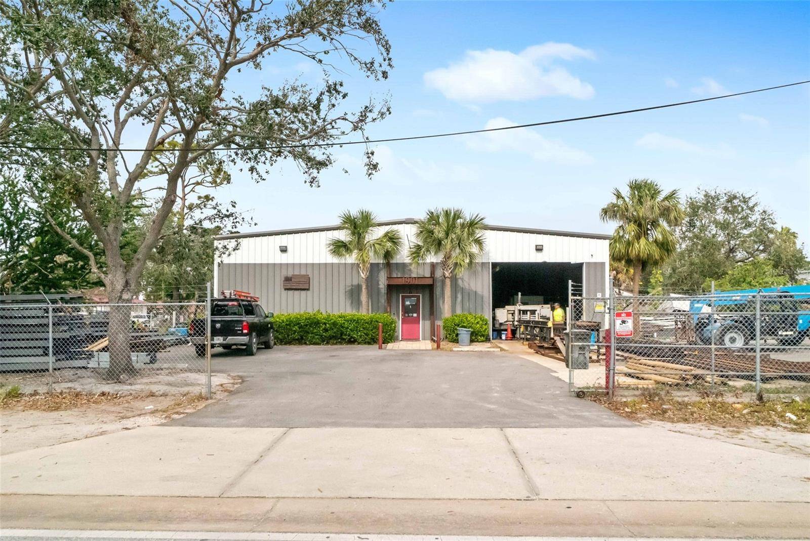 Sarasota, FL 34234,1901 17TH ST