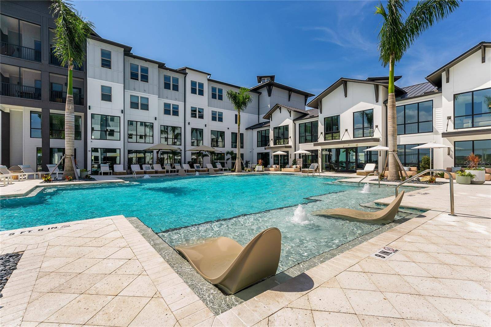 Sarasota, FL 34240,1420 LAKEFRONT DR #TH-210