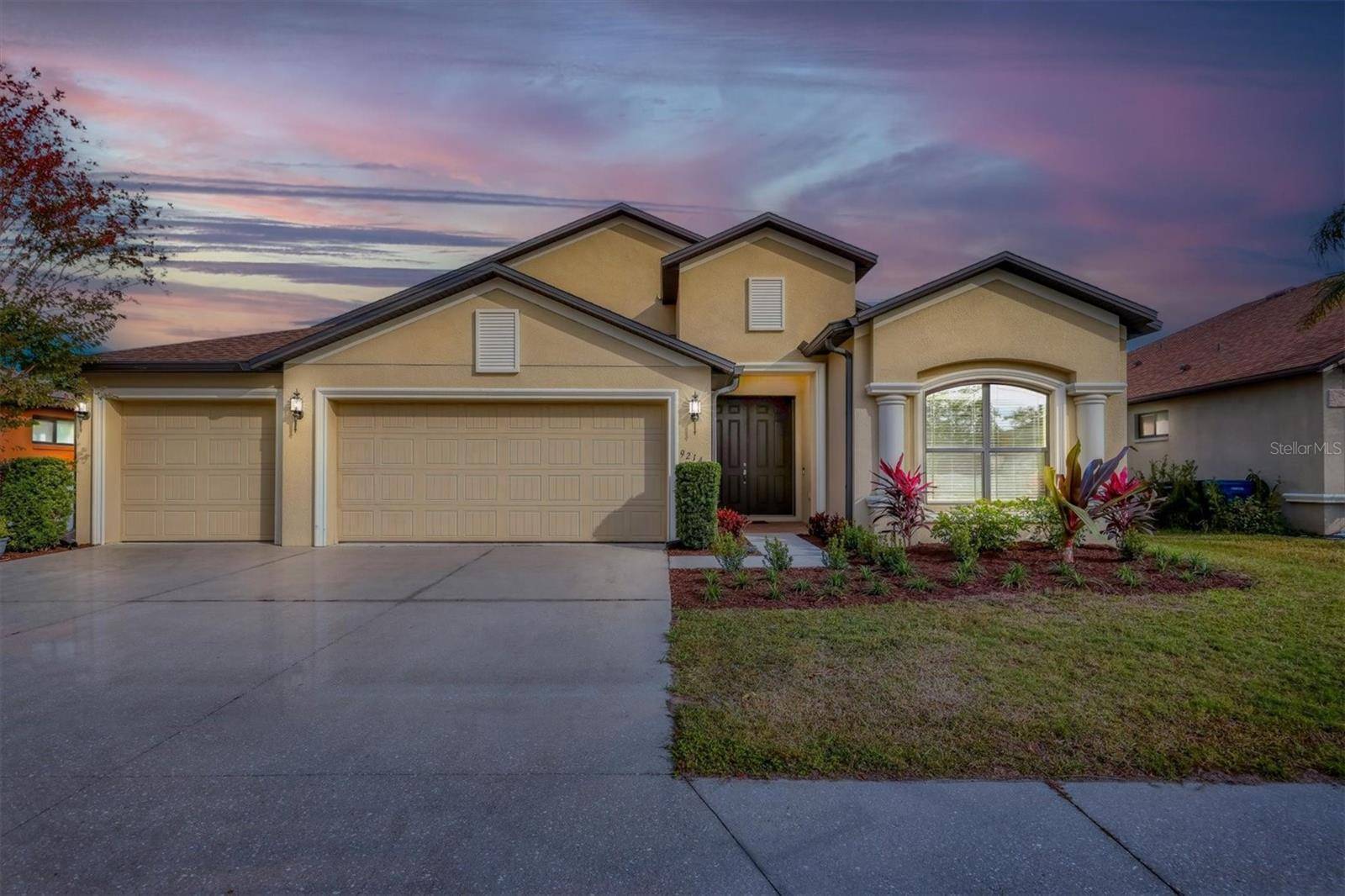 Palmetto, FL 34221,9214 RAES CREEK PL