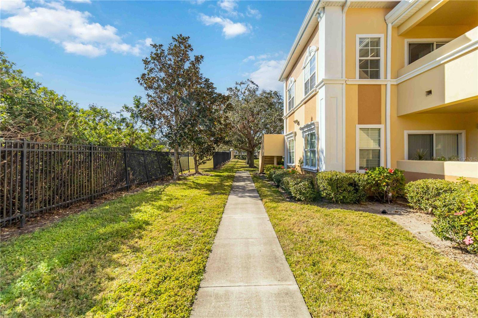 Sarasota, FL 34237,1000 VILLAGIO CIR #208