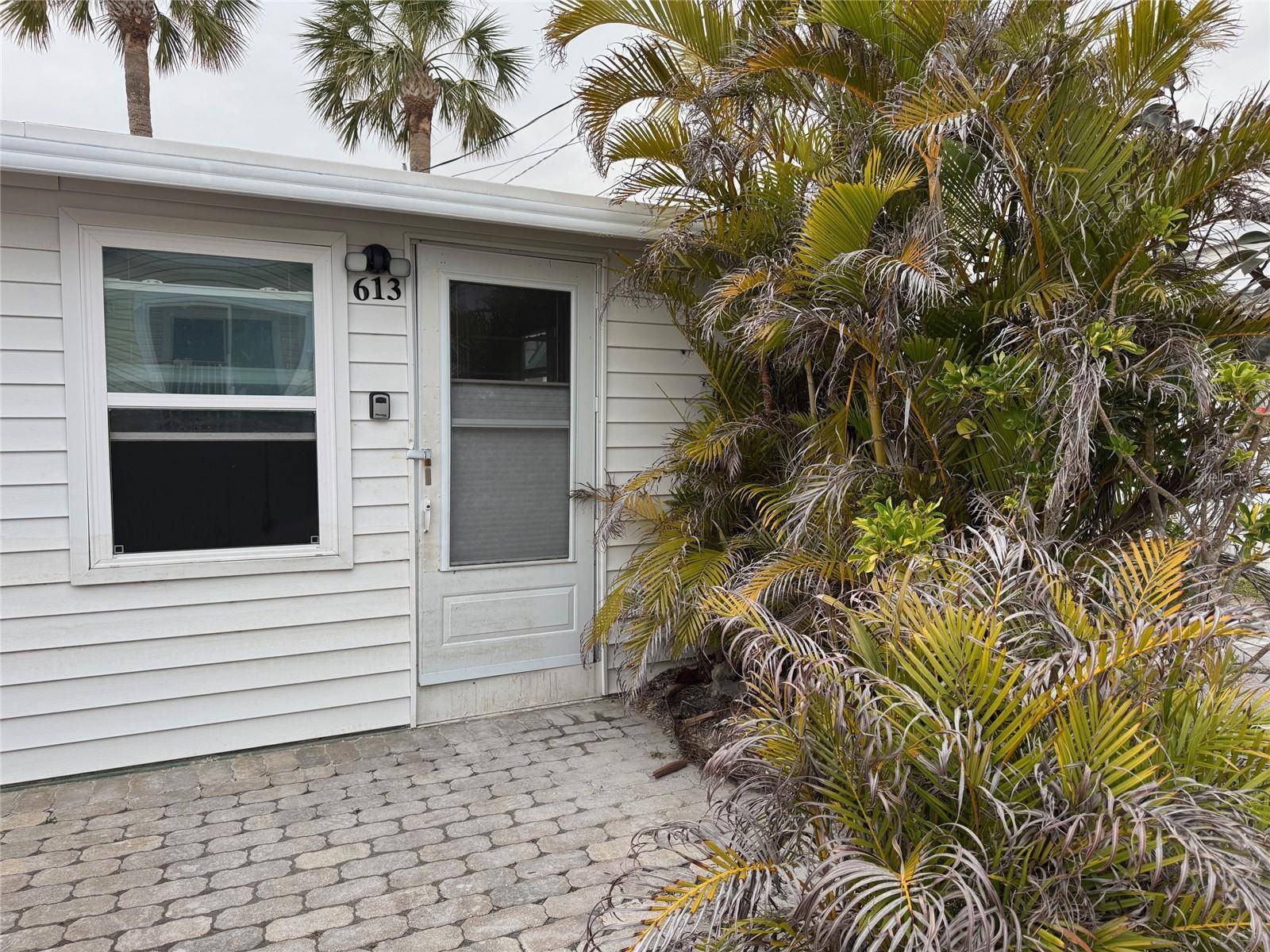 Bradenton Beach, FL 34217,2601 GULF DR N #613