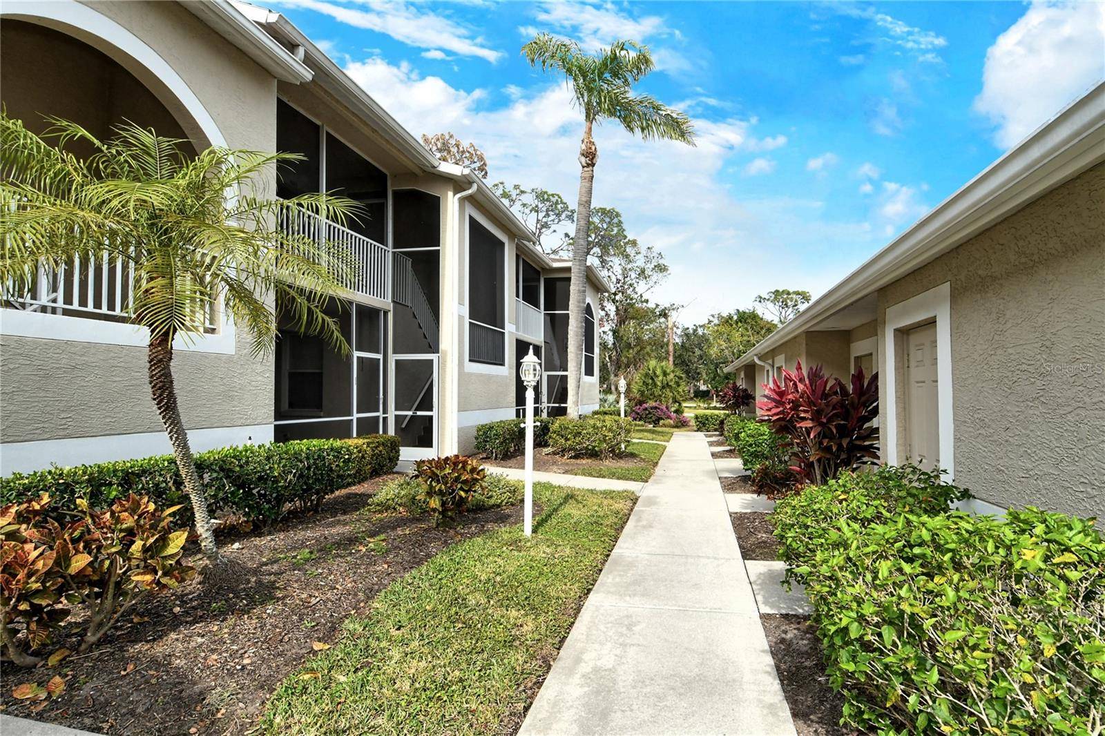 Sarasota, FL 34241,5250 HYLAND HILLS AVE #1525
