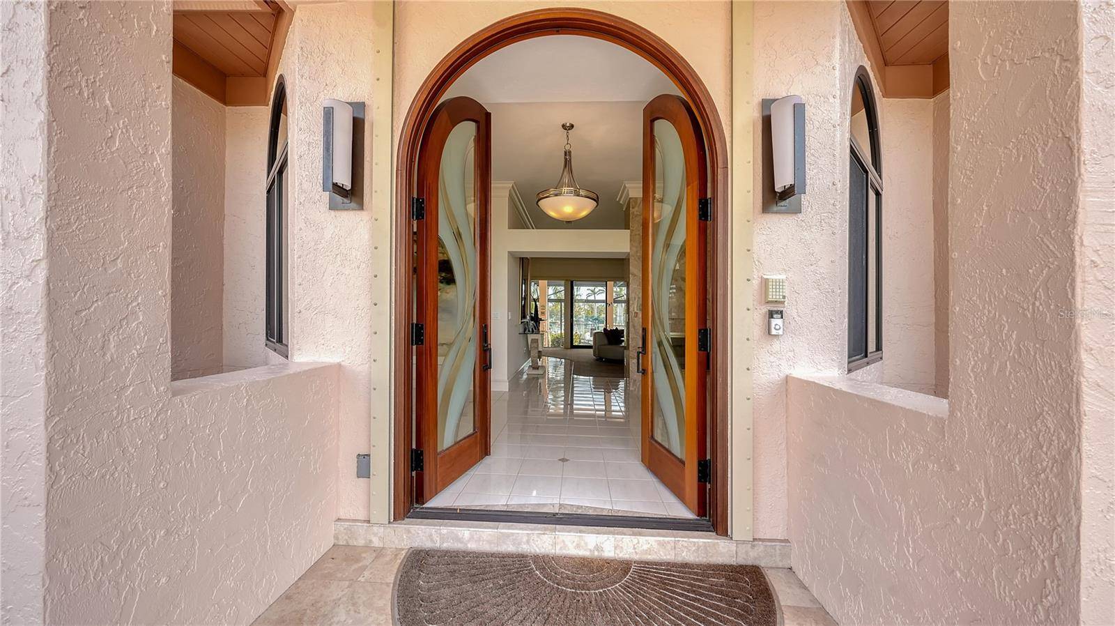Sarasota, FL 34236,279 ROBIN DR