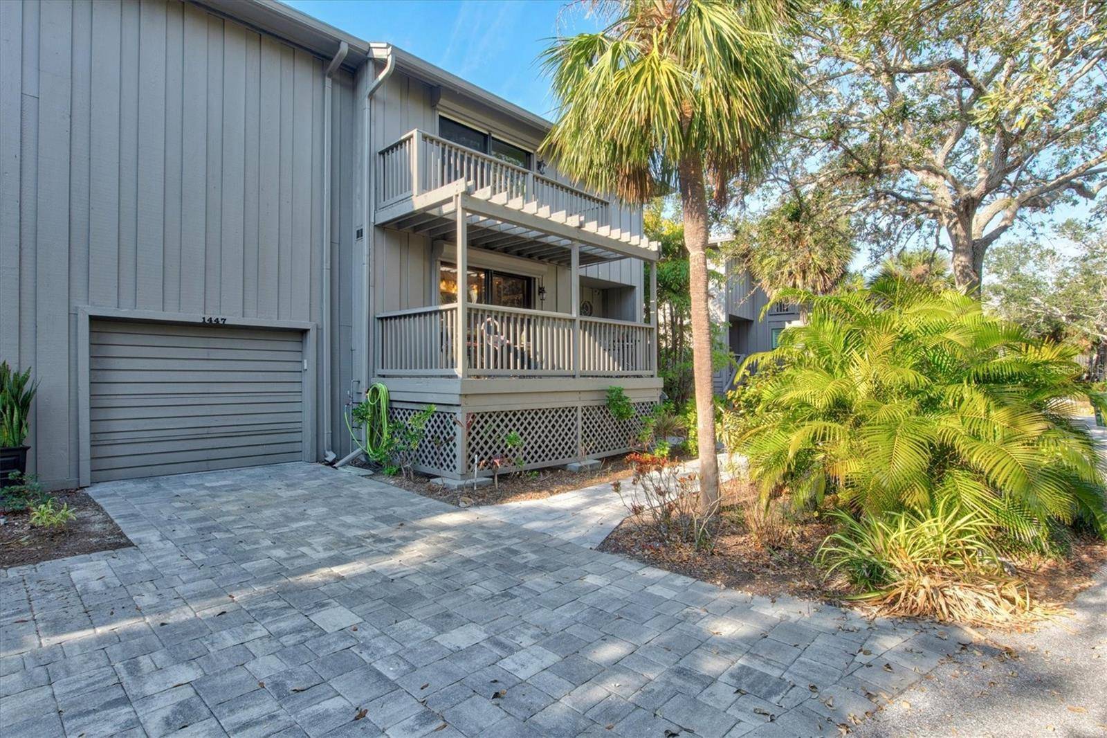 Sarasota, FL 34231,1447 LANDINGS CIR #68