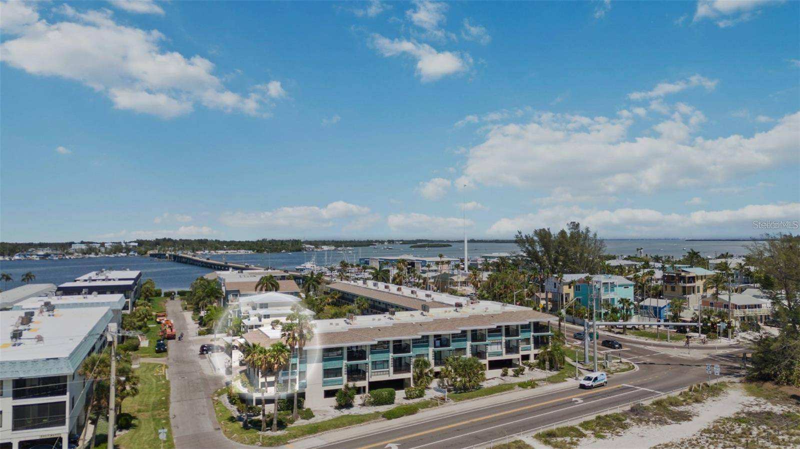 Bradenton Beach, FL 34217,501 GULF DR N #201