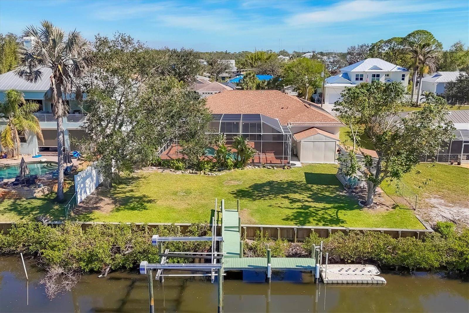 Nokomis, FL 34275,907 GARLAND AVE
