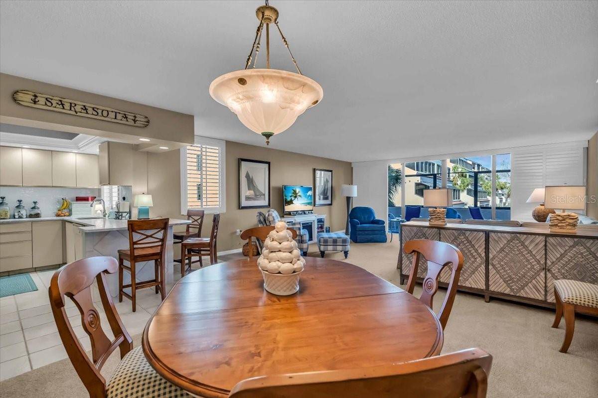 Sarasota, FL 34242,6263 MIDNIGHT PASS RD #105