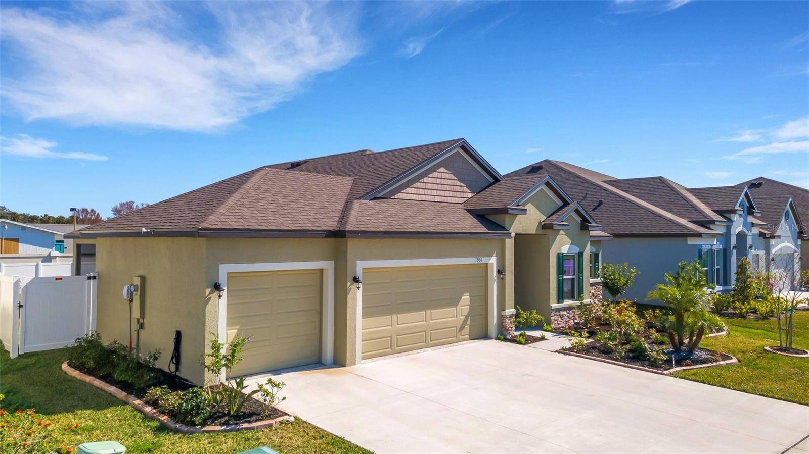 Bradenton, FL 34208,1901 EVERSON ST