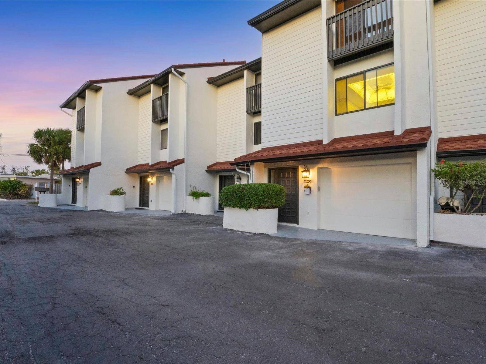 Sarasota, FL 34242,6790 SARASEA CIR #6790