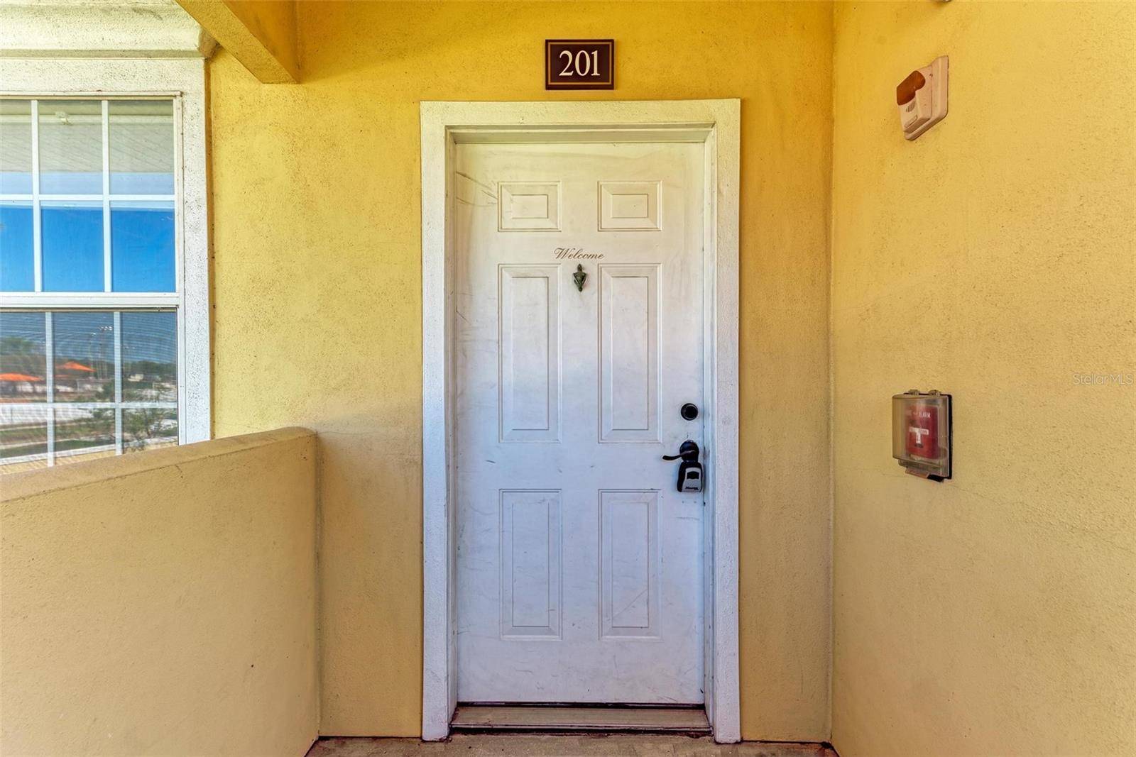 Sarasota, FL 34237,1195 VILLAGIO CIR #201