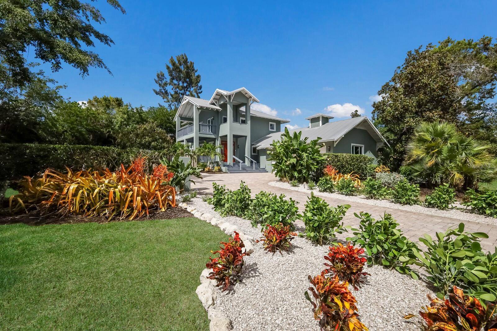 Longboat Key, FL 34228,501 RECLINATA DR