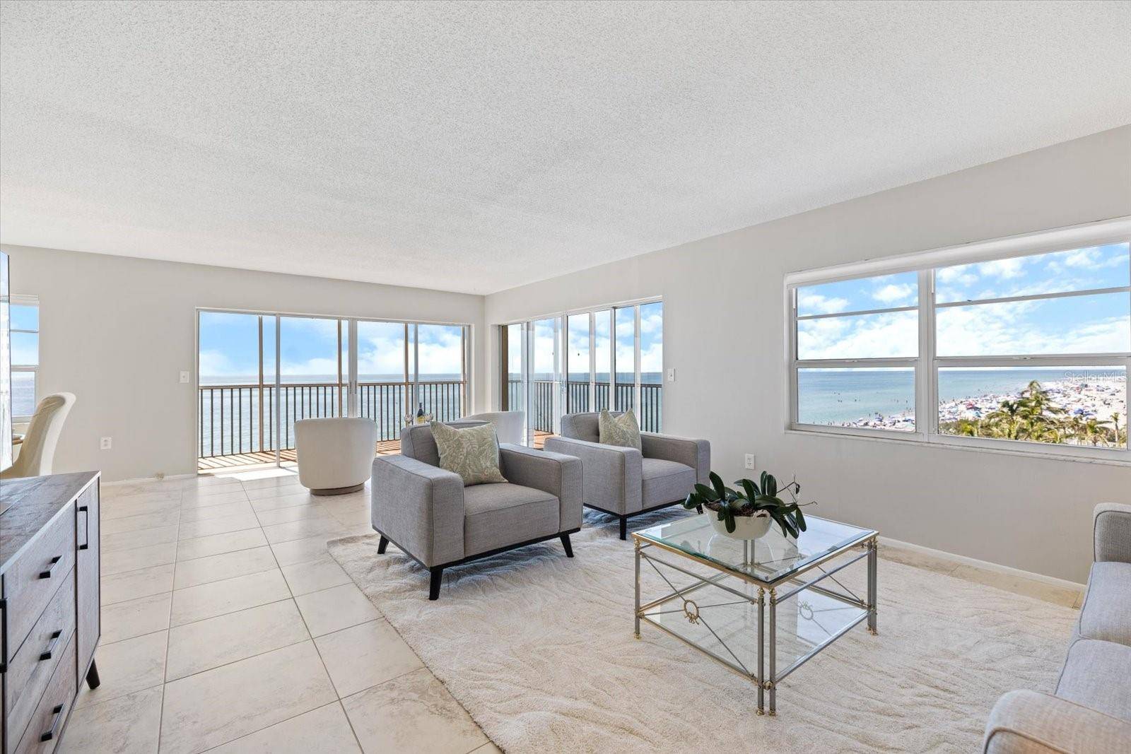Sarasota, FL 34236,800 BENJAMIN FRANKLIN DR #608