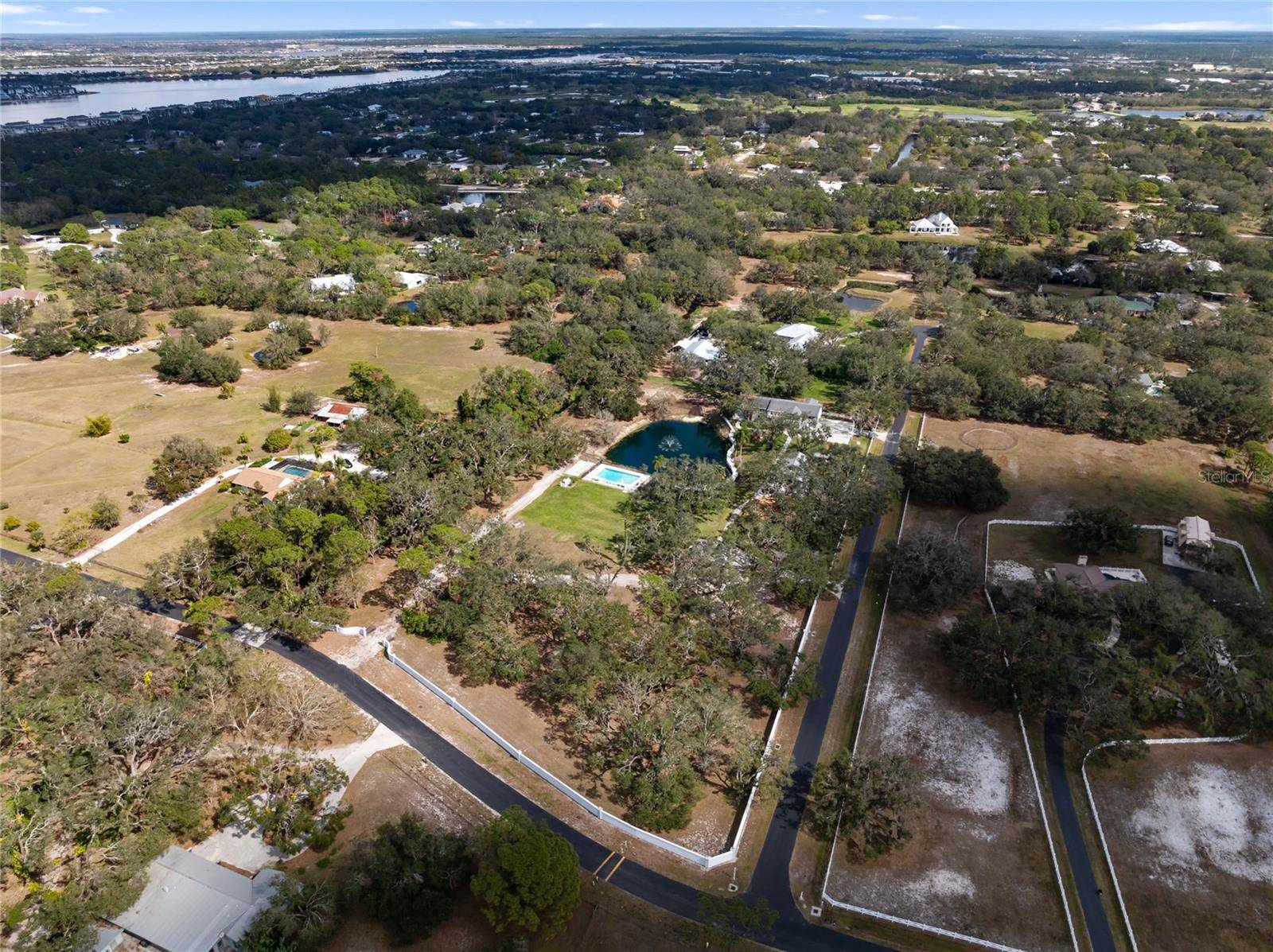 Sarasota, FL 34240,1228 WAGON WHEEL DR