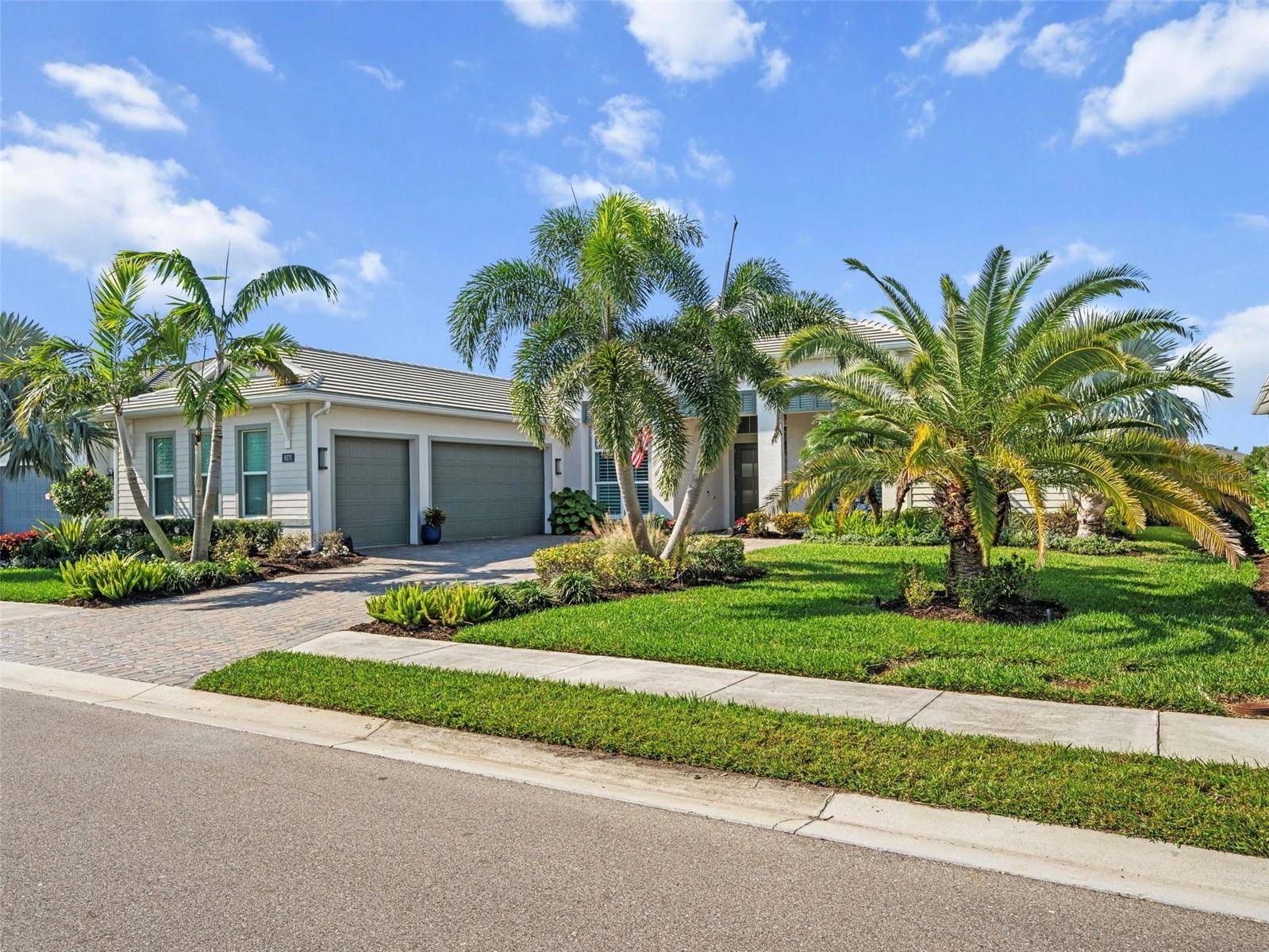 Lakewood Ranch, FL 34202,8271 REDONDA LOOP