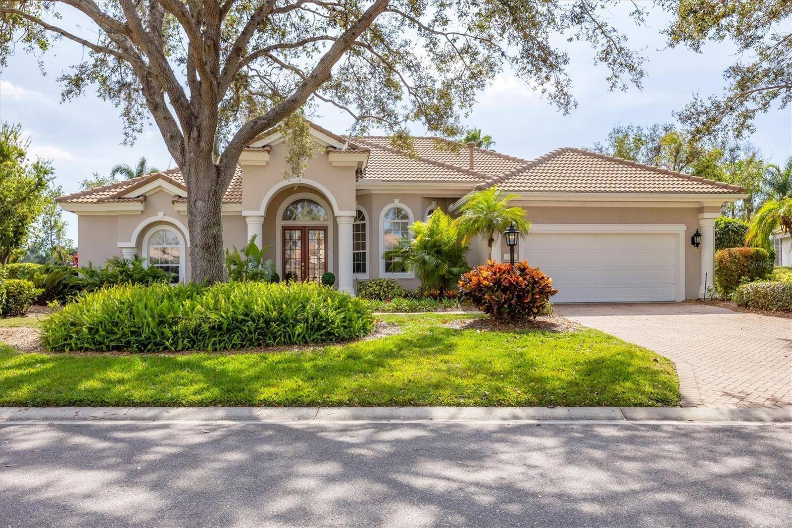 University Park, FL 34201,6922 STANHOPE PL