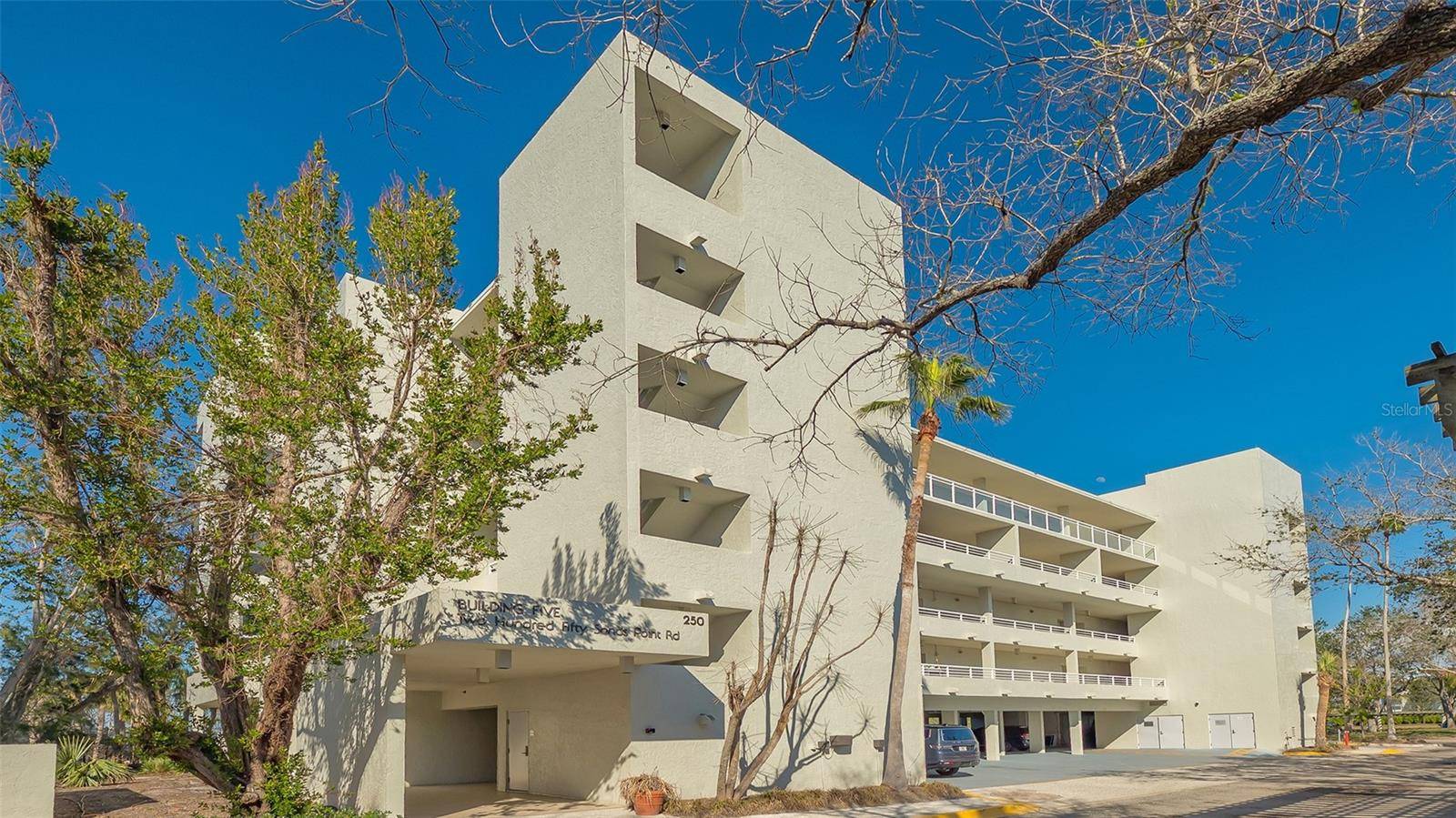 Longboat Key, FL 34228,250 SANDS POINT RD #5101