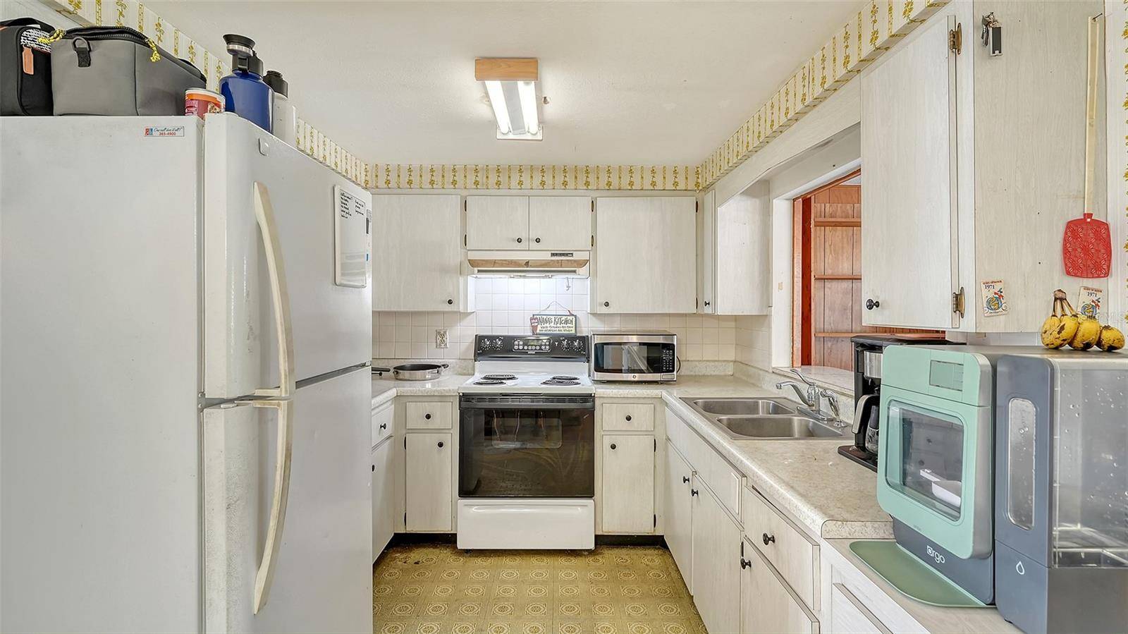 Sarasota, FL 34237,3365 7TH ST
