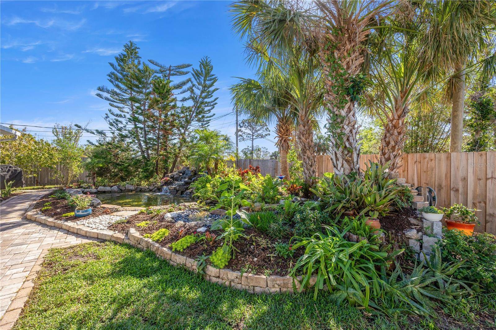 Venice, FL 34293,1565 SATURN RD