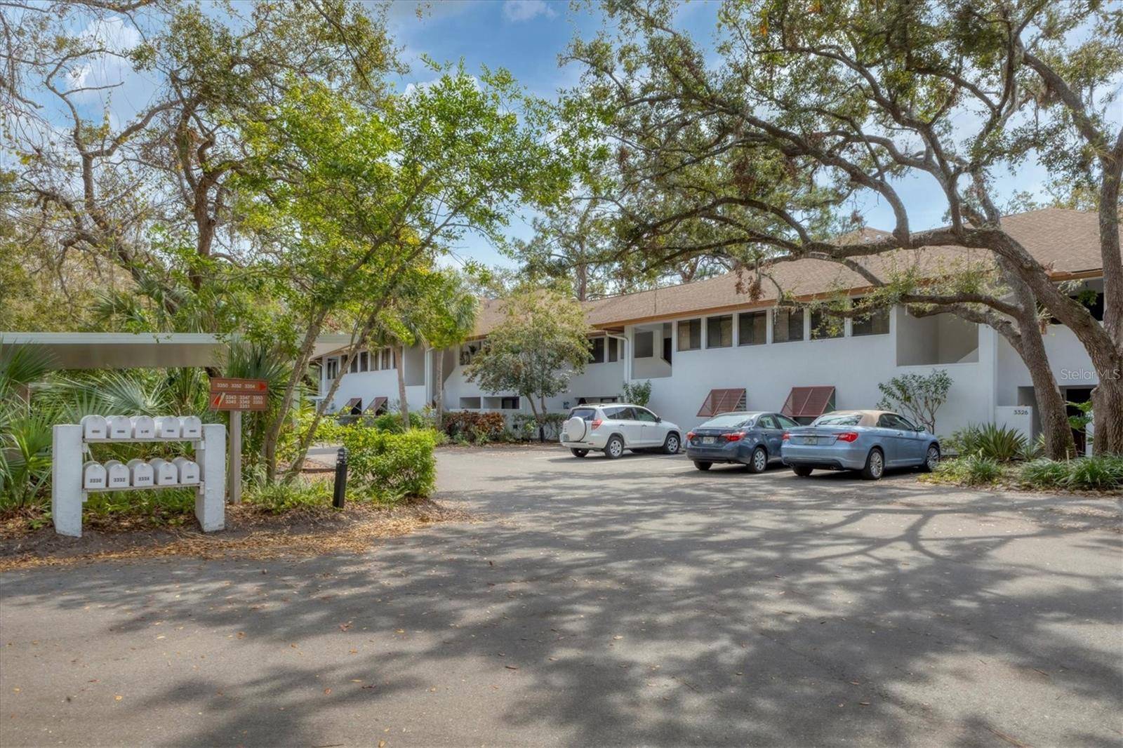 Sarasota, FL 34231,3330 THORNWOOD RD #3330