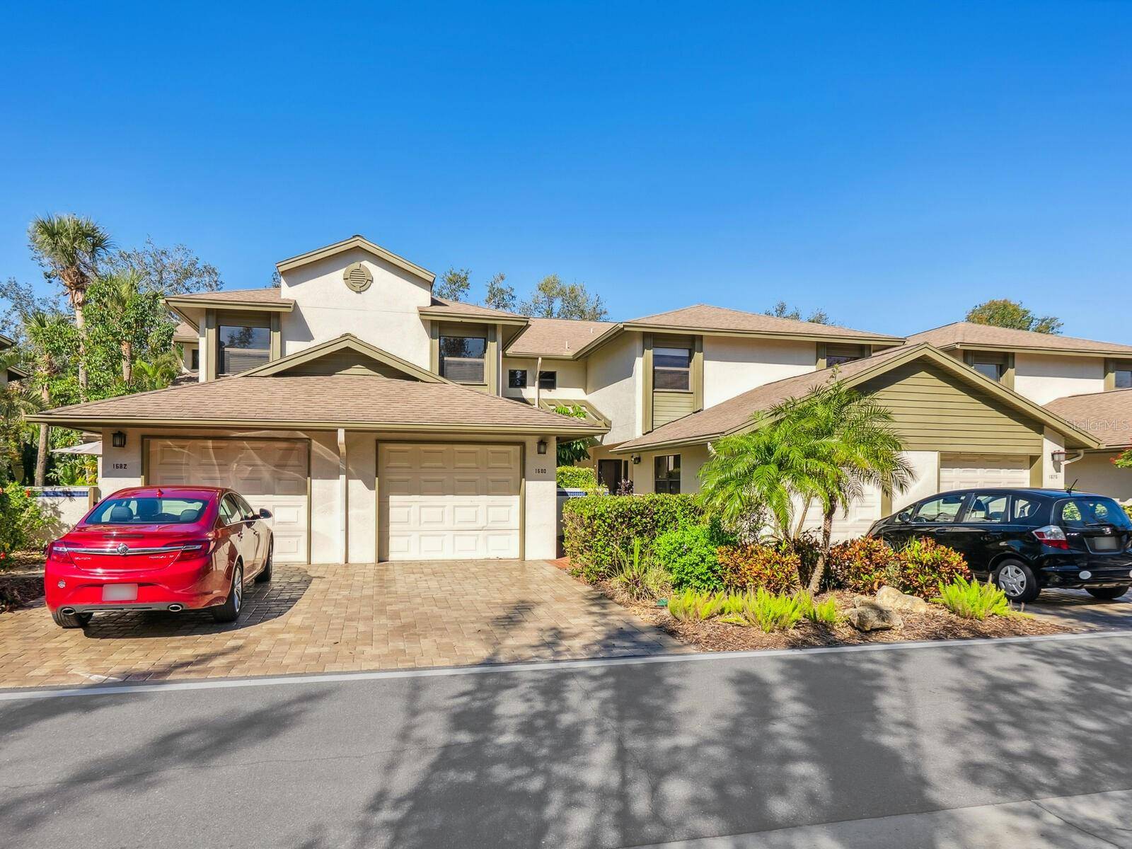Sarasota, FL 34231,1680 STARLING DR #101