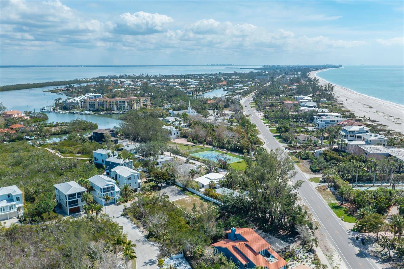 Longboat Key, FL 34228,6324 LAGUNA DR