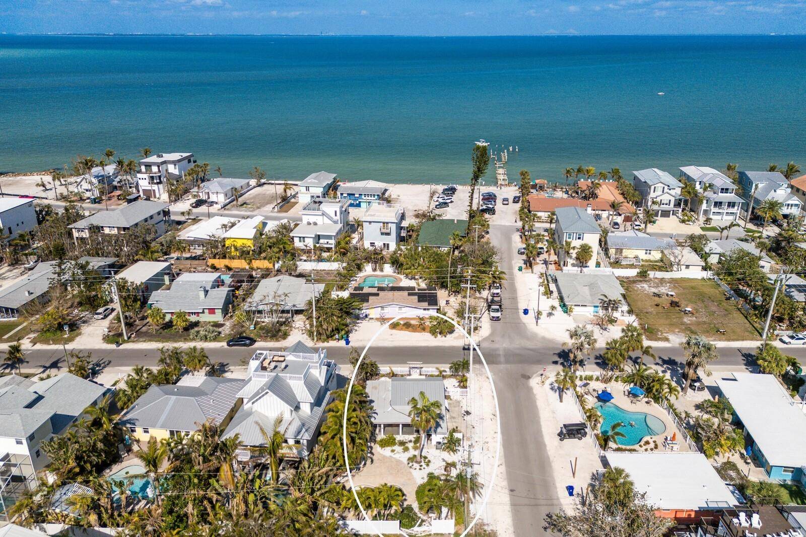 Anna Maria, FL 34216,701 N BAY BLVD