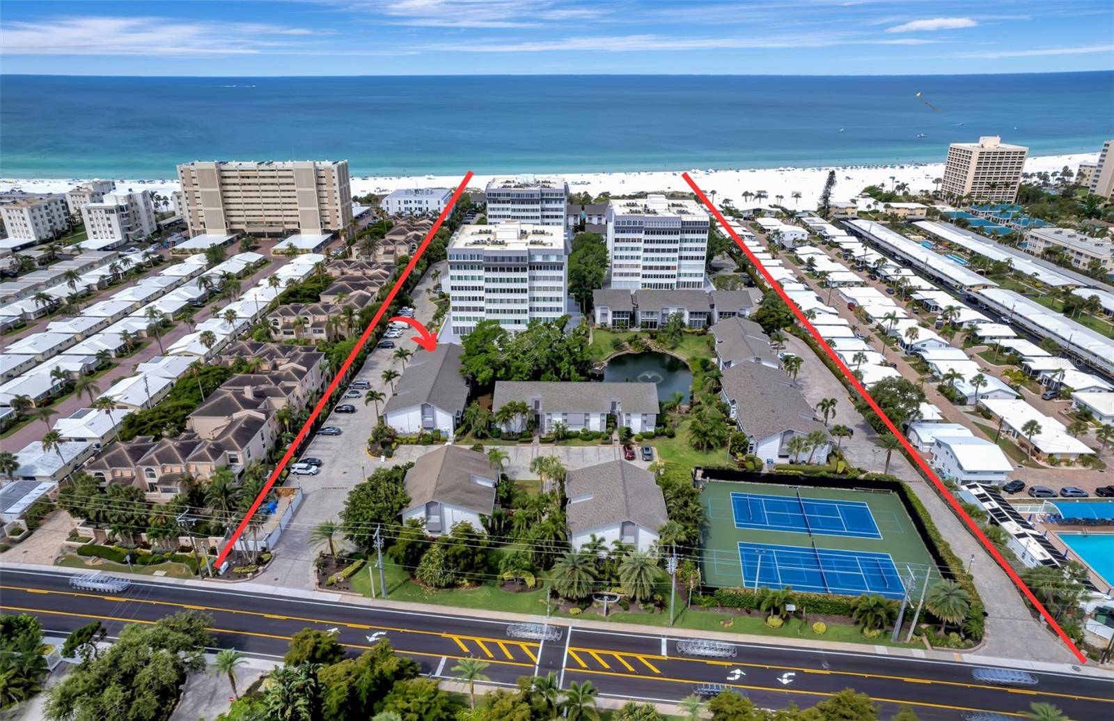 Sarasota, FL 34242,1141 W PEPPERTREE DR #1141
