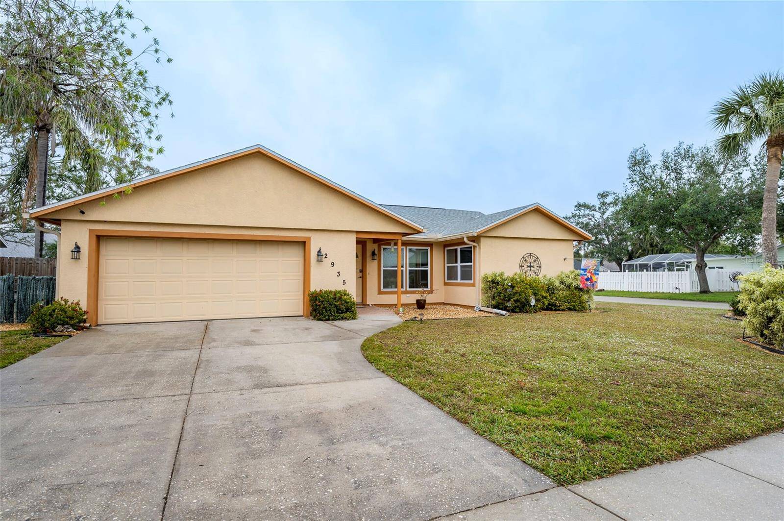 Sarasota, FL 34231,2935 WOODPINE CIR