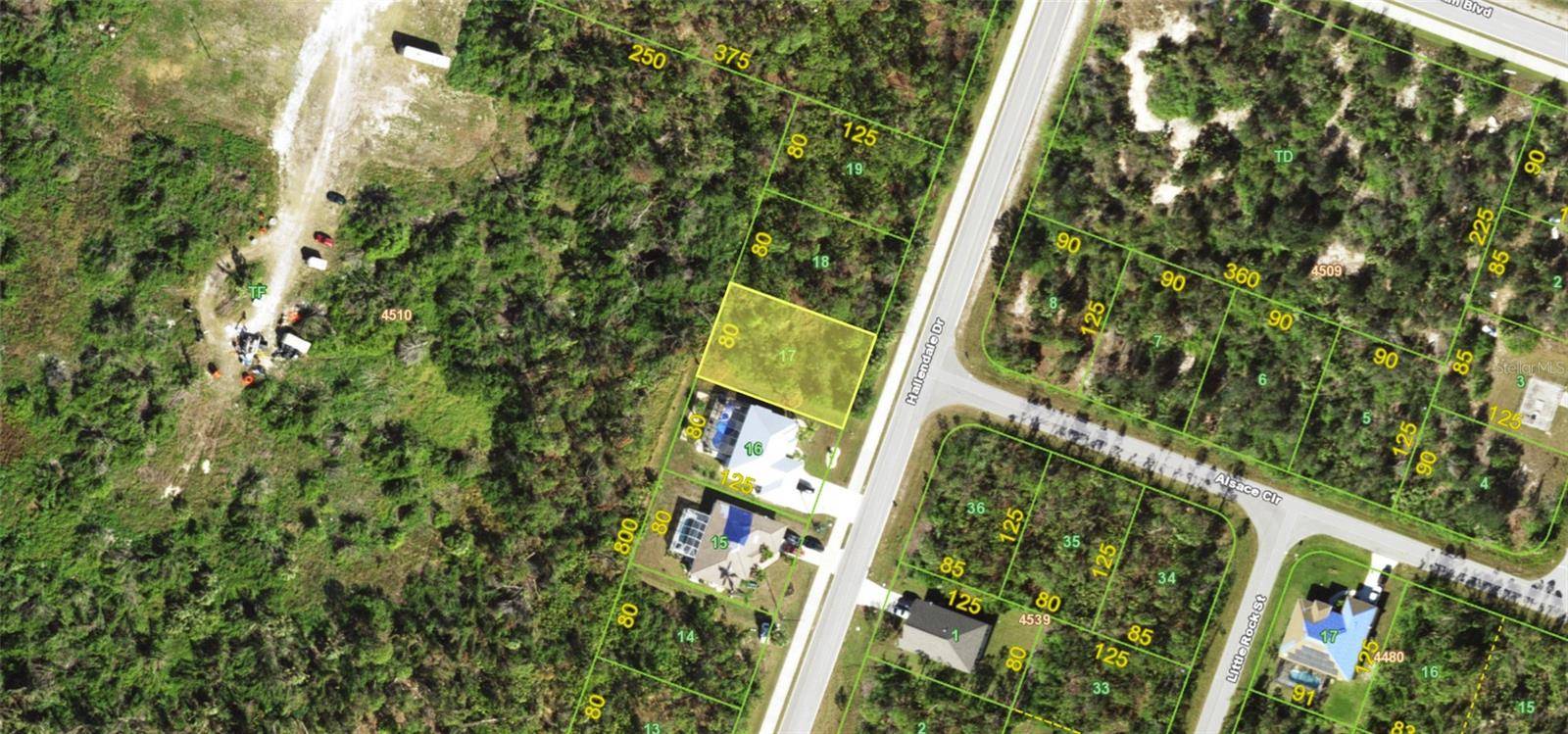 Port Charlotte, FL 33981,9387 HALLENDALE DR