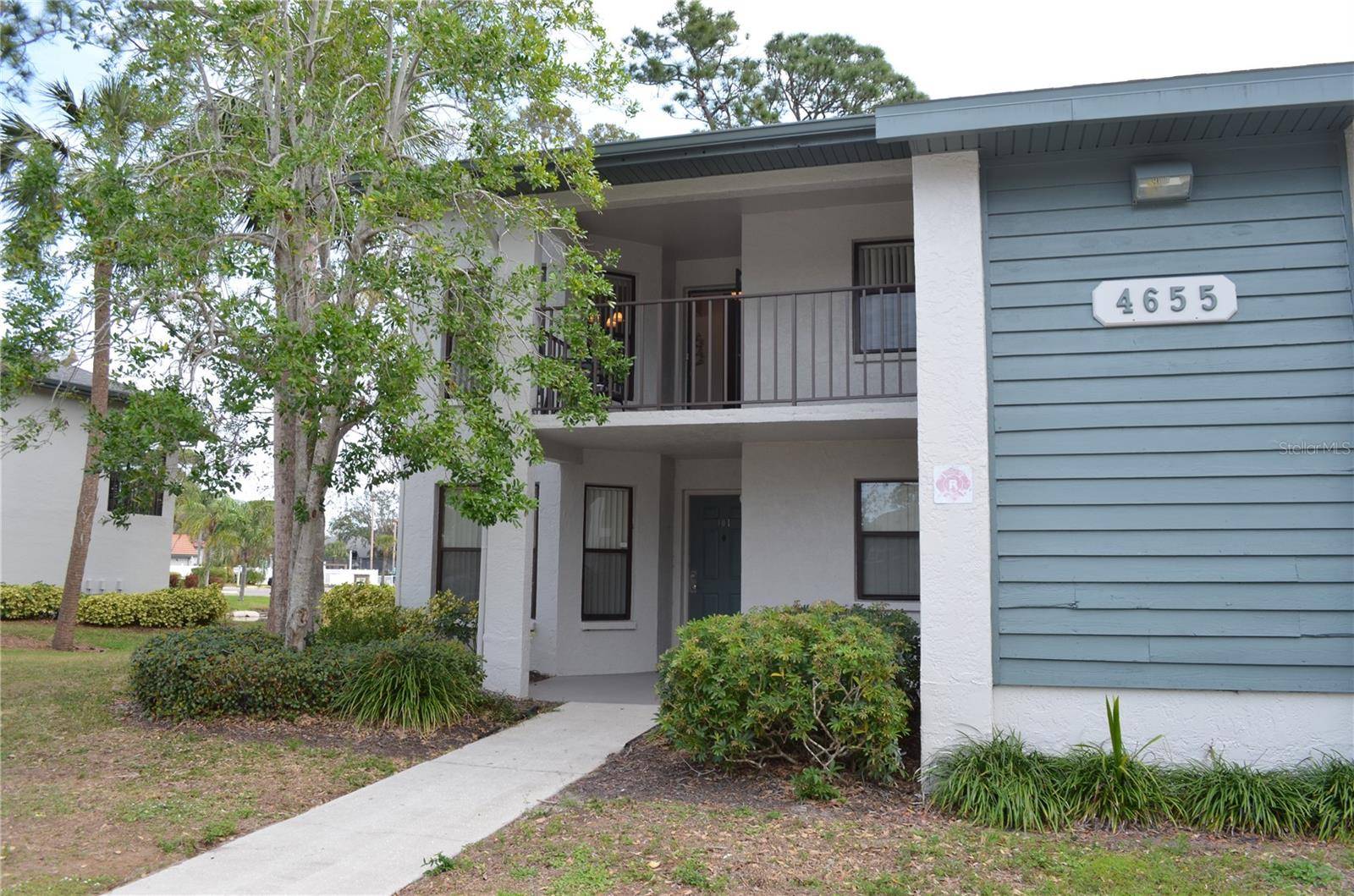 Bradenton, FL 34210,4655 46TH STREET CT W #201