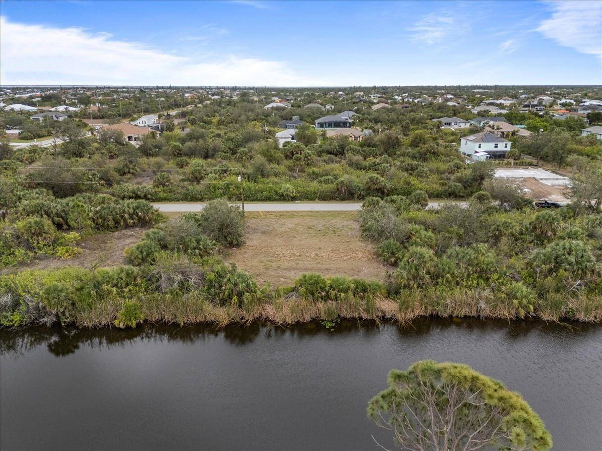 Port Charlotte, FL 33981,9554 MELODY CIR
