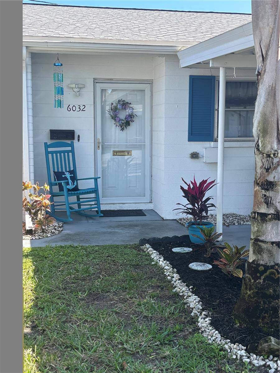 Bradenton, FL 34207,6032 ARLENE WAY