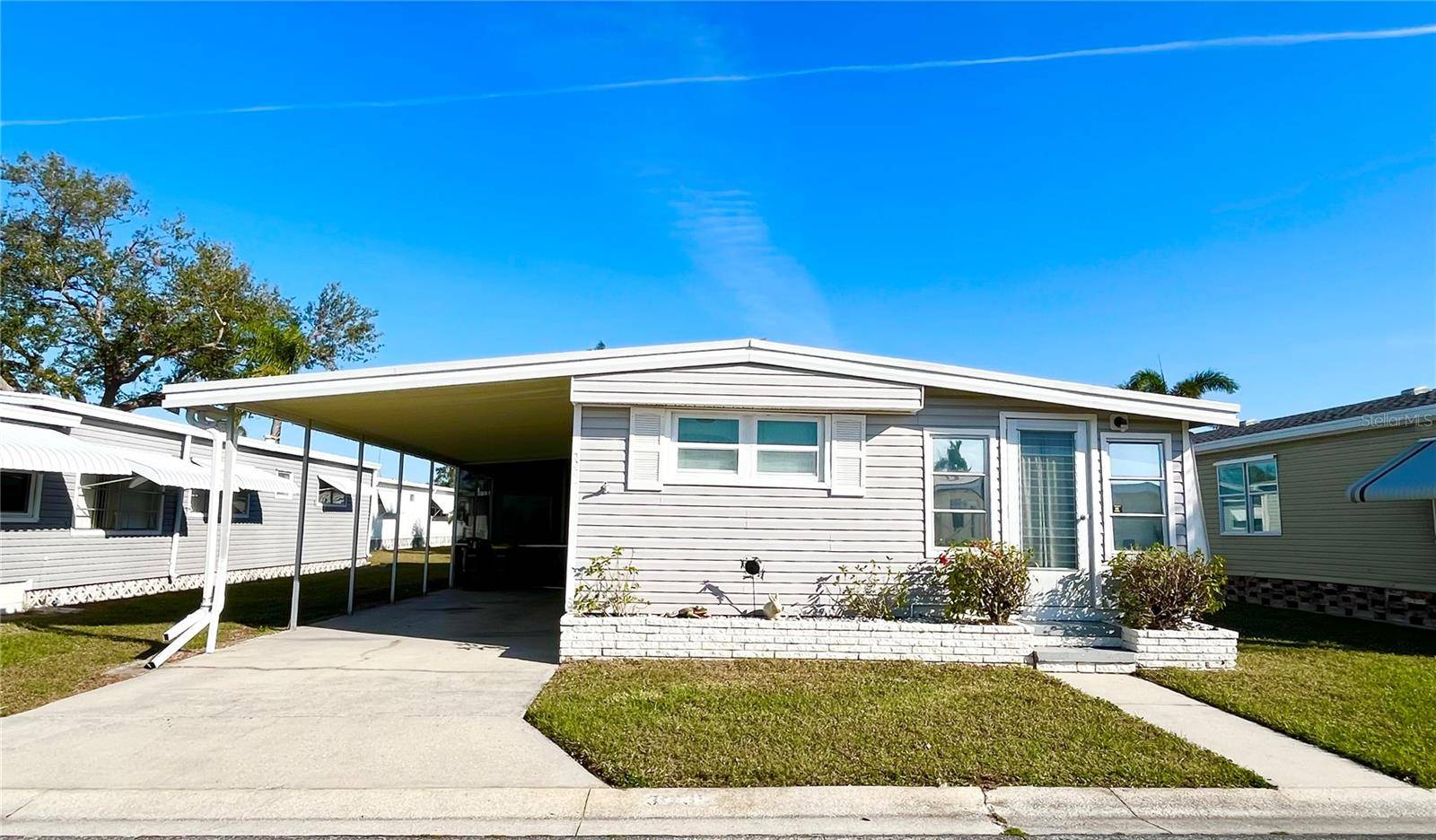 Sarasota, FL 34237,3335 SPANISH OAK TER