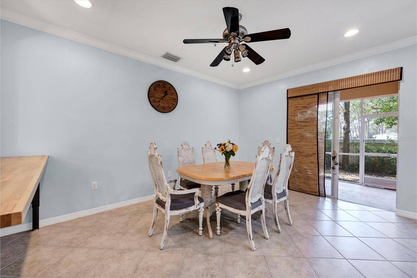 Sarasota, FL 34233,7887 LIMESTONE LN #12-102