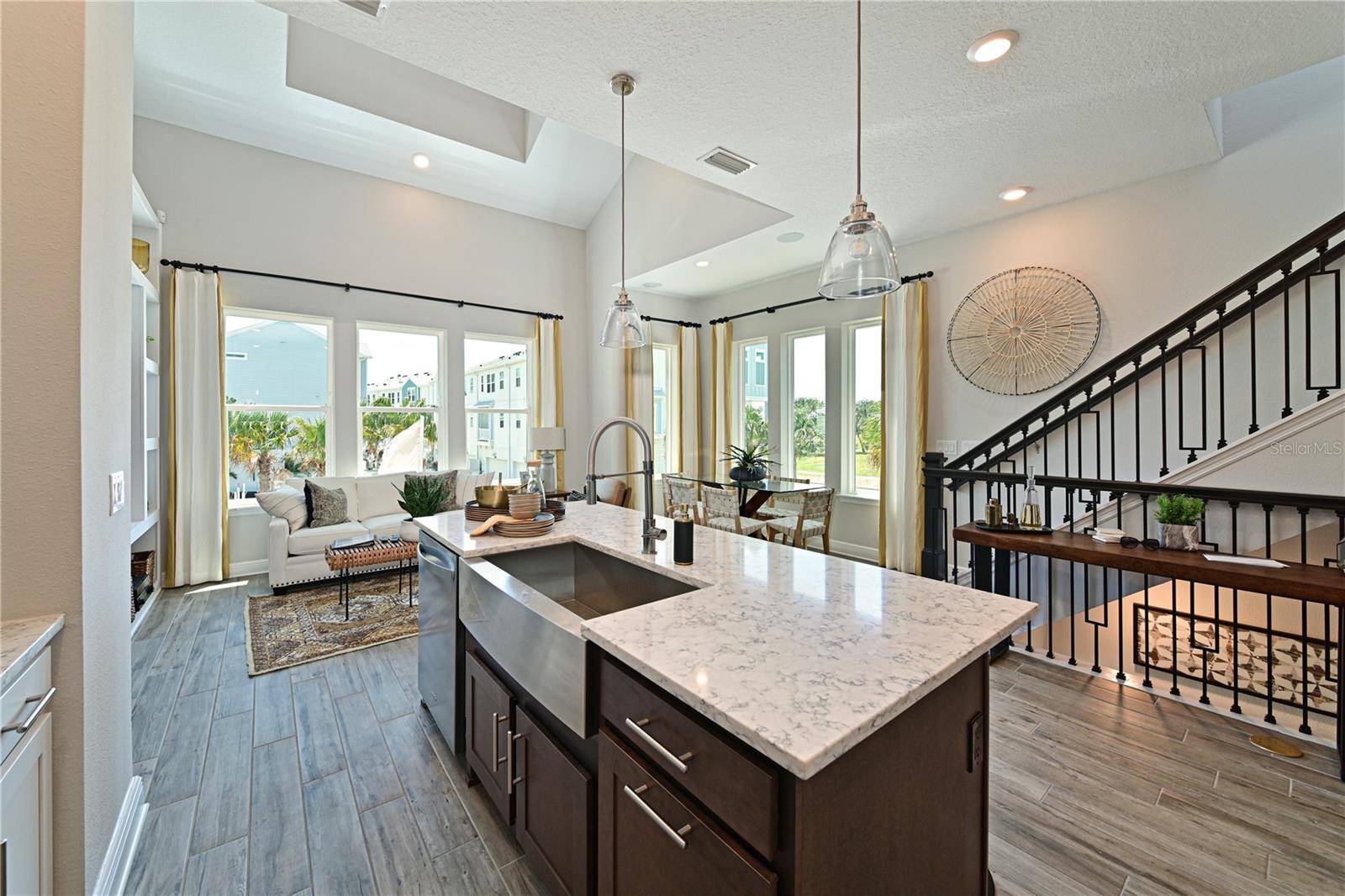 Sarasota, FL 34237,2401 EZZELL CT